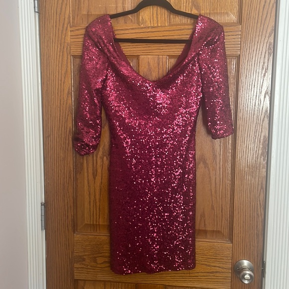 Red sequin mini dress size S - Picture 1 of 3